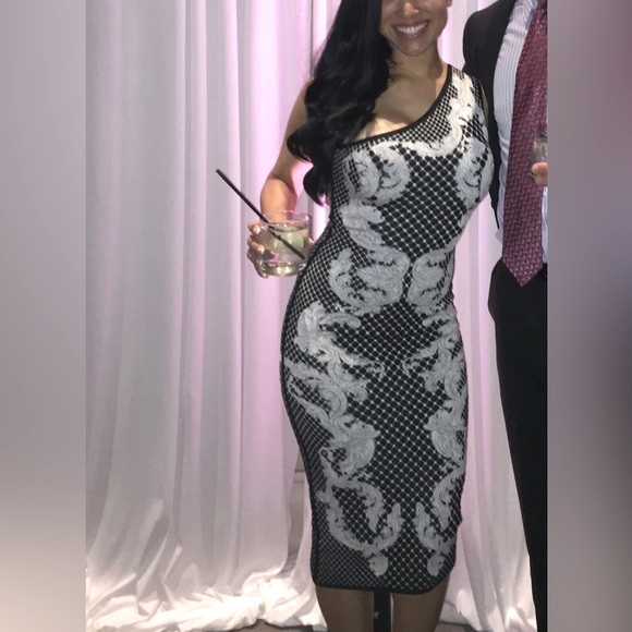 Herve Leger dress - Picture 7 of 7